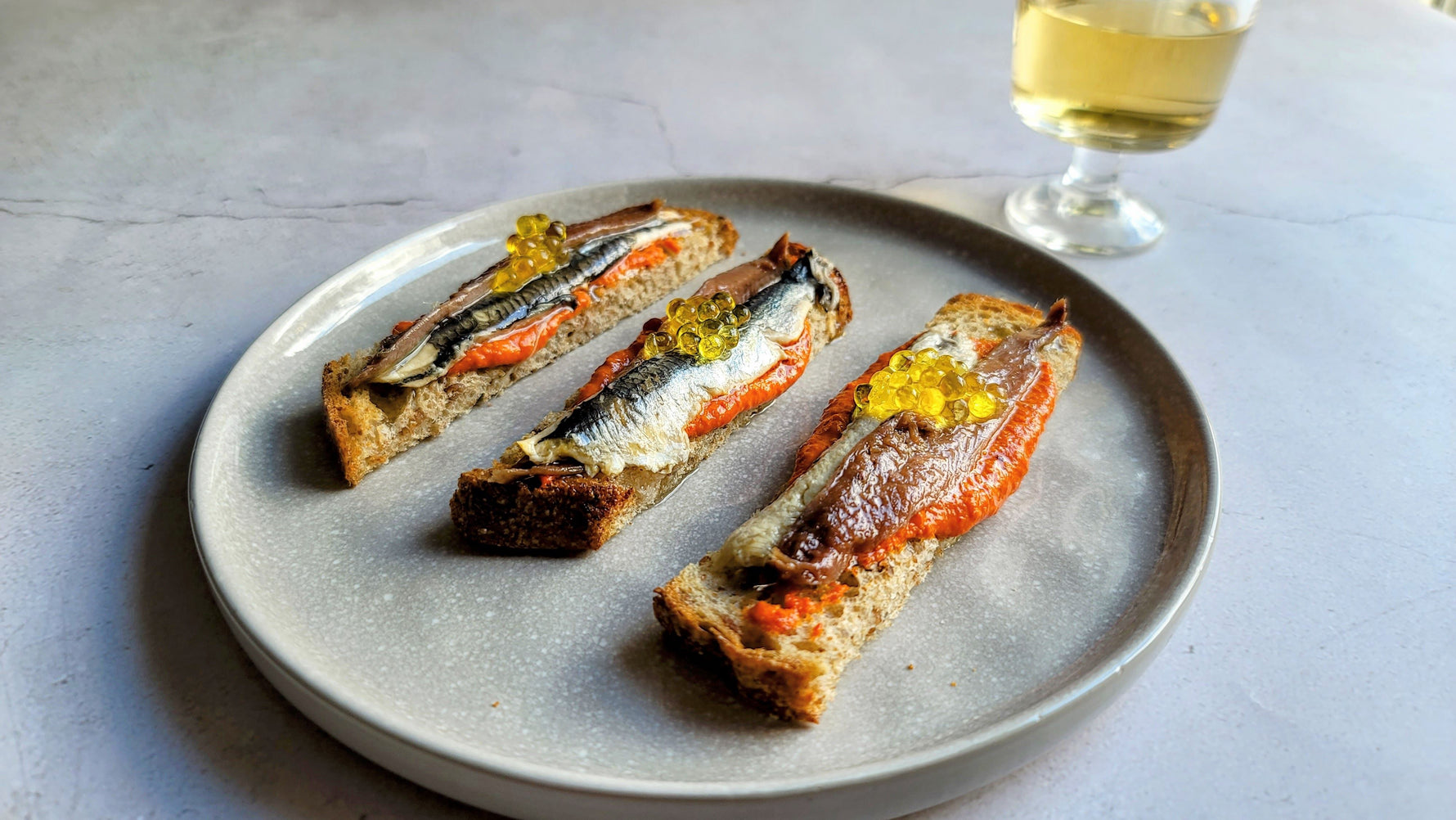 Matrimonio (Marriage) Montadito