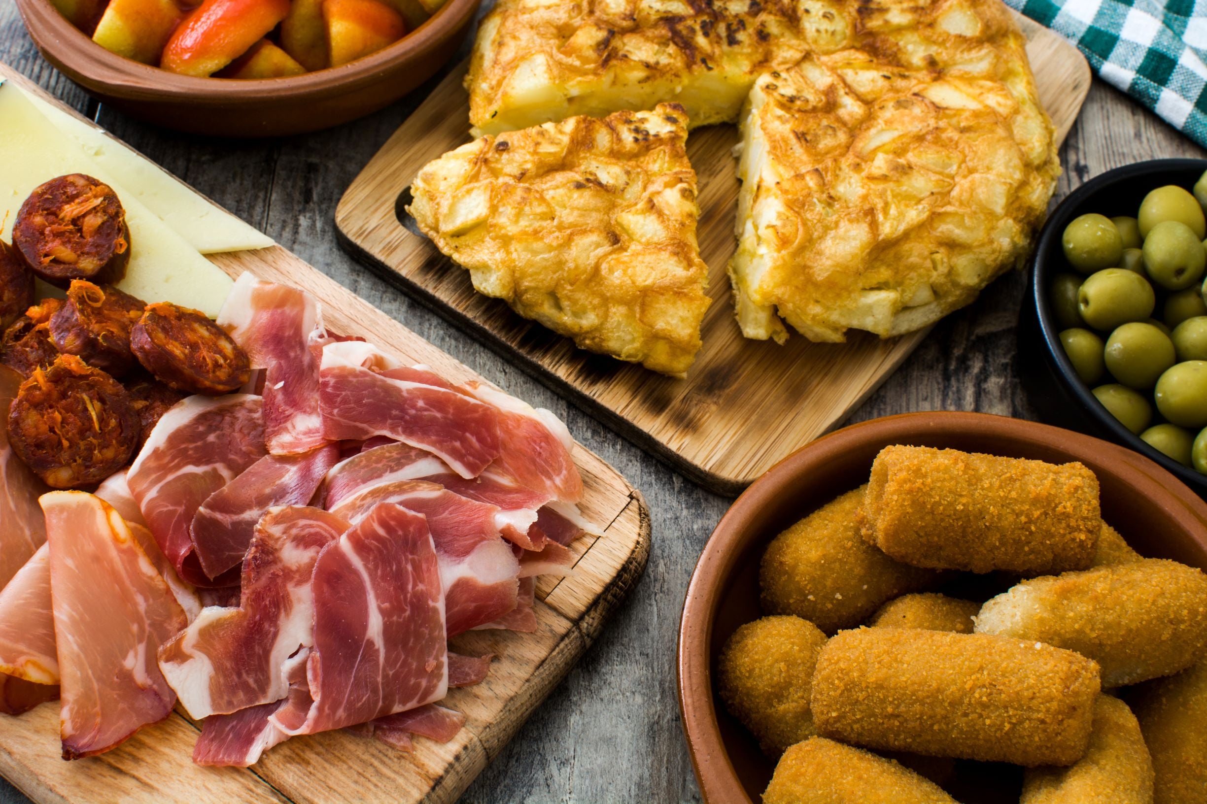 Our Top 10 Favourite (and Easy!) Tapas Dishes