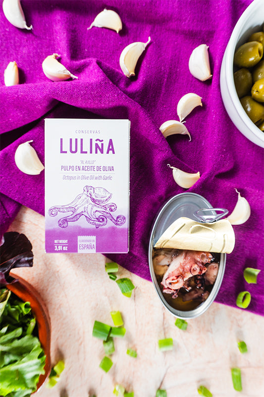 Conservas Luliña Garlic Octopus in Olive Oil9