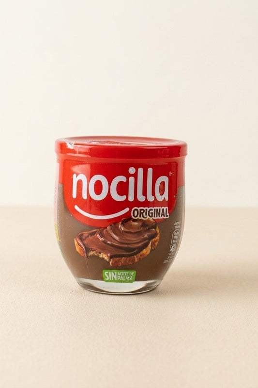 Nocilla Original Cocoa and Hazelnut Spread 180g jar