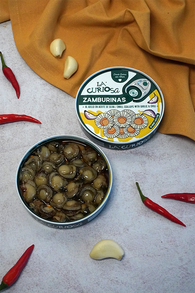 La Curiosa Scallops with garlic & olive oil