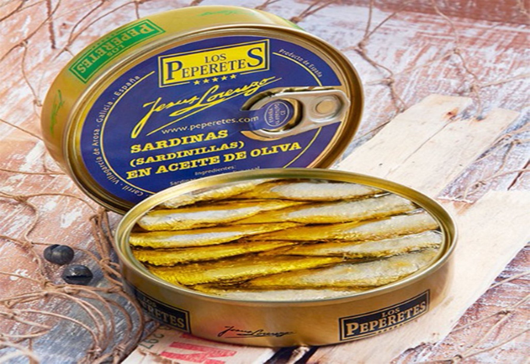 Los Peperetes Small Sardines in Olive Oil - Spanish Pig
