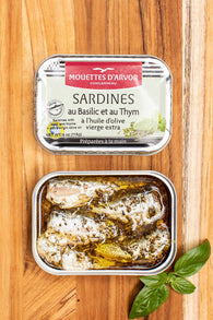 Les Mouettes d' Arvor Sardines in EVOO with Basil and Thyme