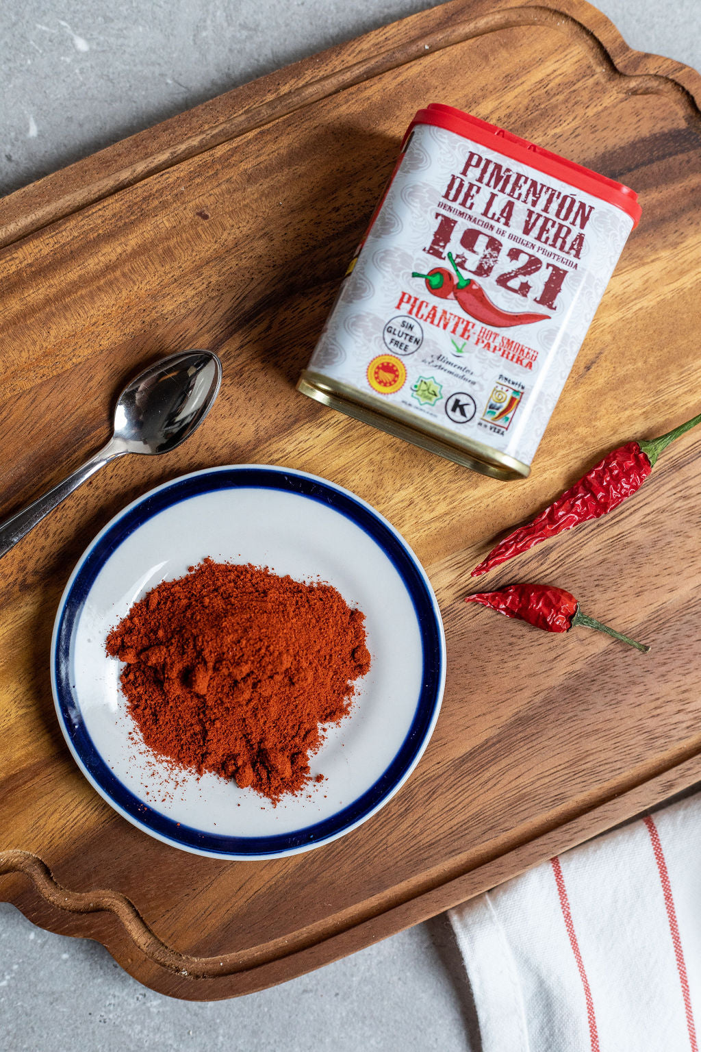 1921 From "La Vera" Smoked Hot Paprika (75g) - Spanish Pig