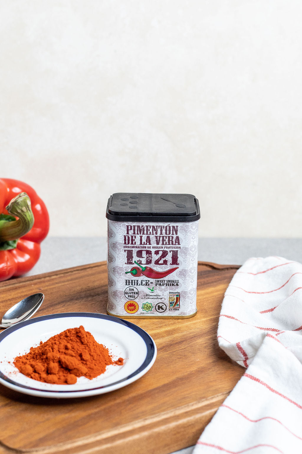 1921 From "La Vera" Smoked Sweet Paprika (75g) - Spanish Pig
